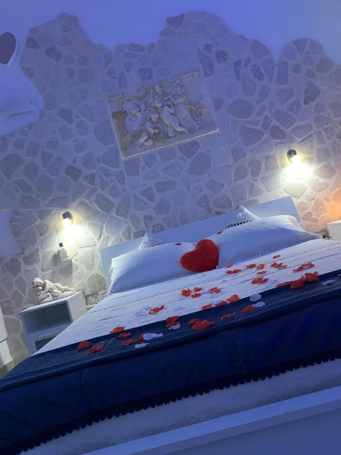 V&M Suite Con Jacuzzi Ostuni Exteriör bild
