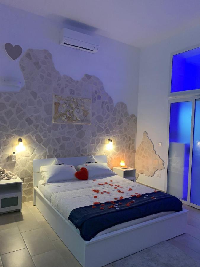 V&M Suite Con Jacuzzi Ostuni Exteriör bild